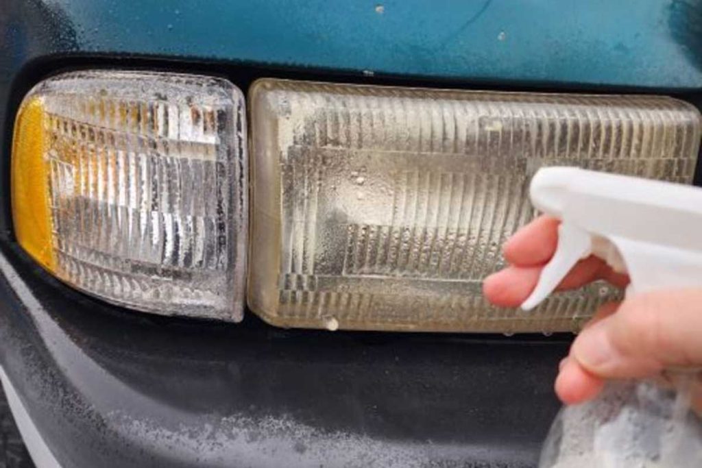 زرد شدن چراغ‌ های خودرو