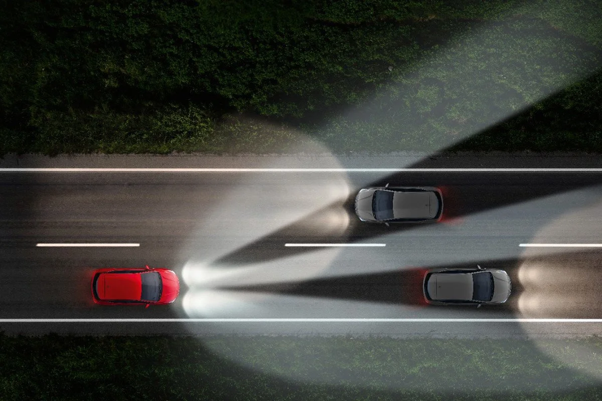 مزایا و فواید چراغ‌ های هوشمند Matrix Beam چیست؟