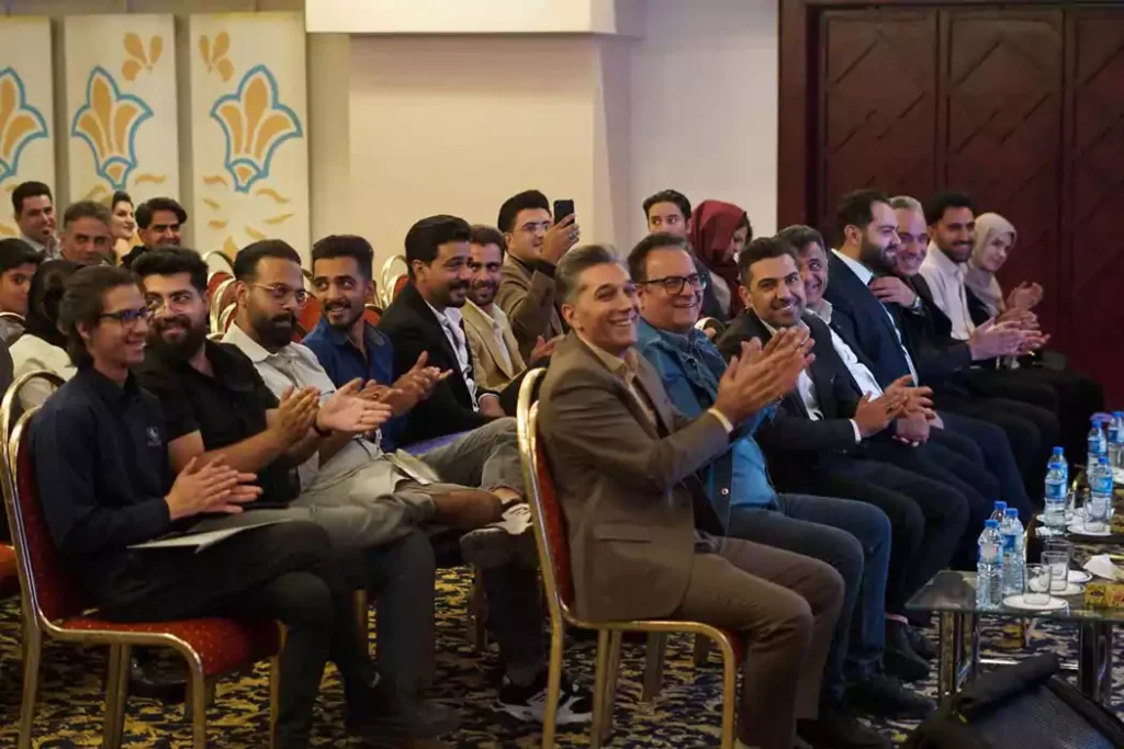 همایش تخصصی روشنایی خودرو گروه تولیدی نورگستر بسحق NG.co در استان کرمان